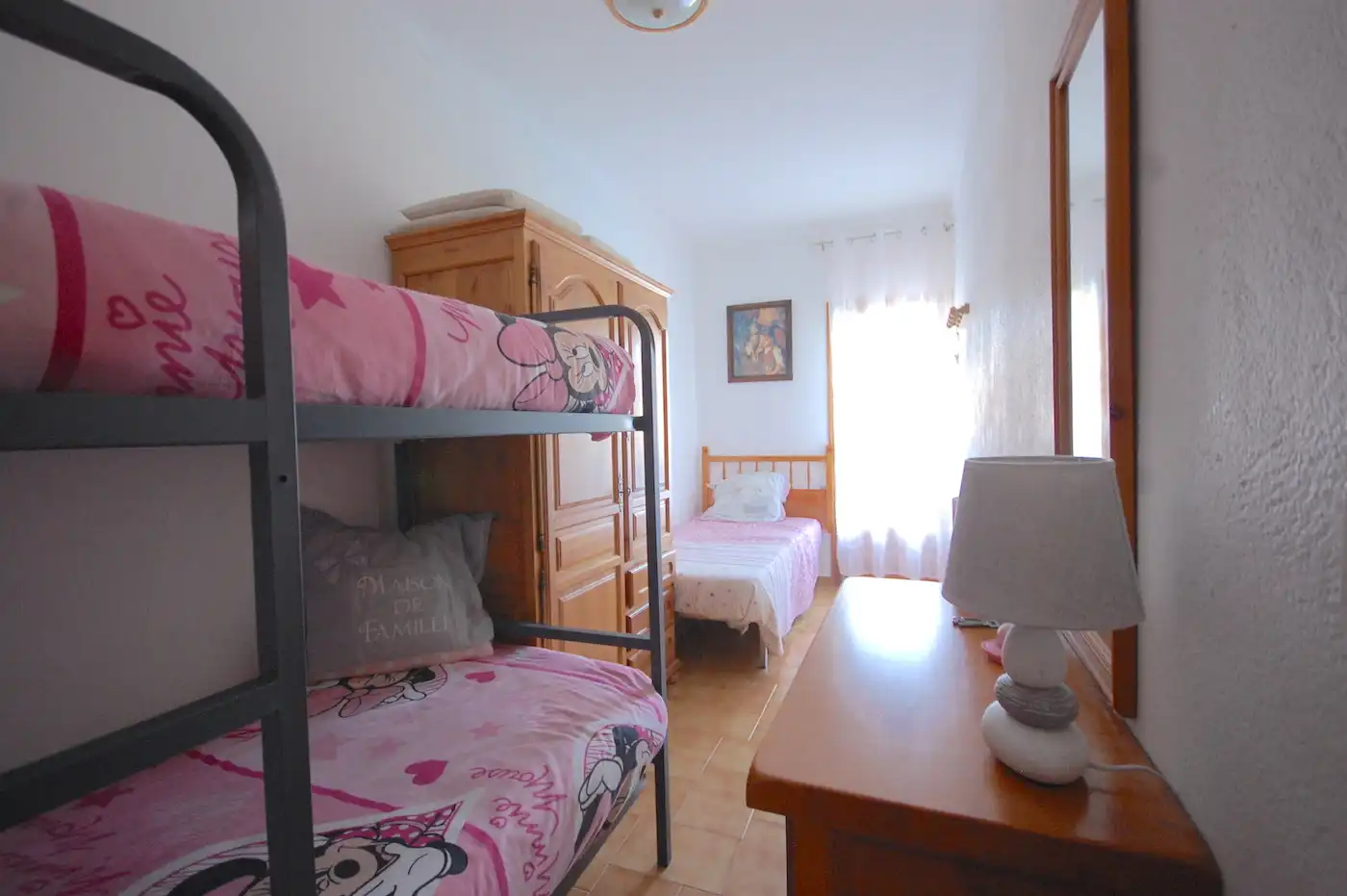 Dormitori de Casa adosada en venda en L'Escala amb Terrassa, Moblat i Forn