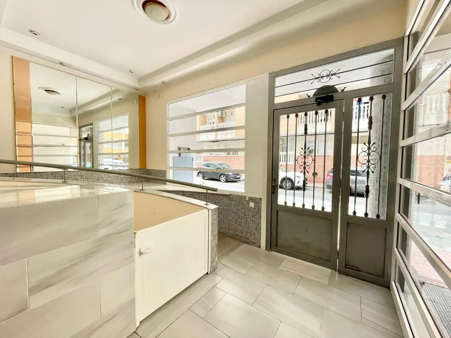 Apartament de lloguer en Torrevieja amb Calefacció, Terrassa i Piscina