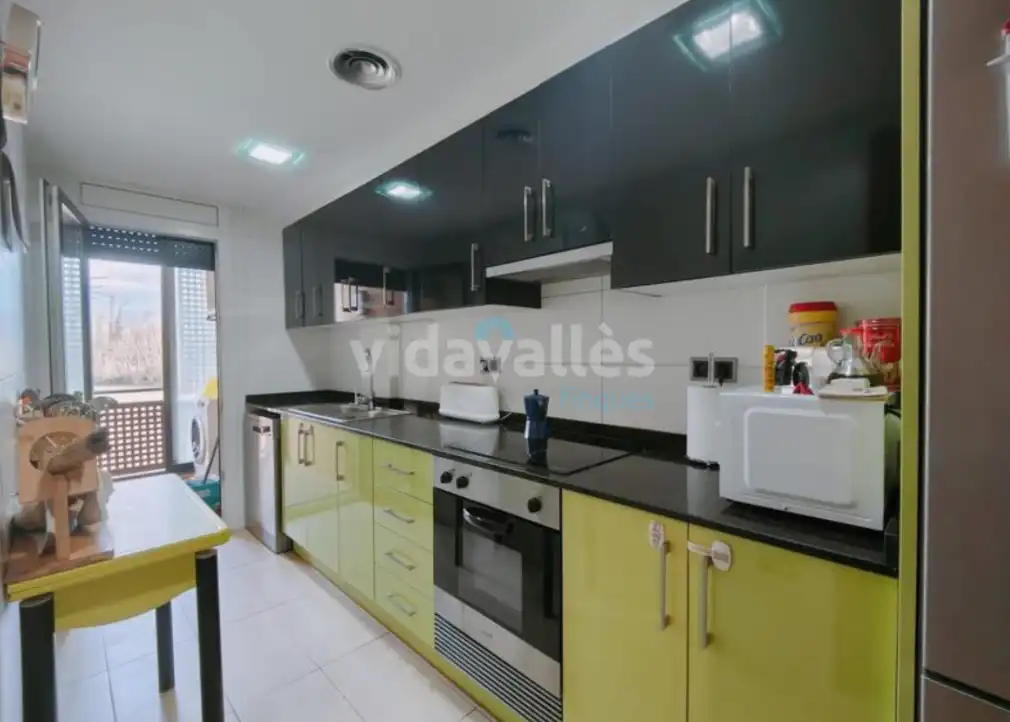 Cocina de Piso en venta en Riells i Viabrea con Aire acondicionado, Calefacción y Horno