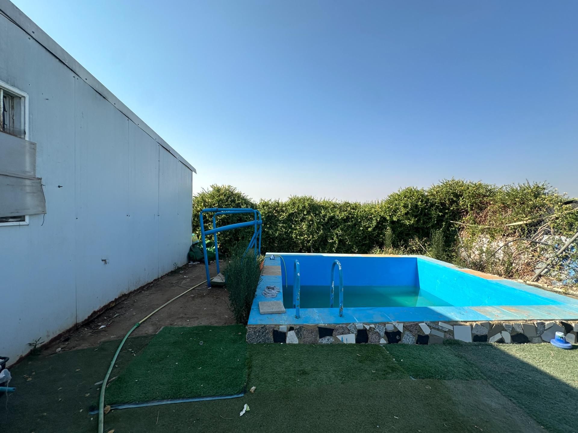 Swimming pool of House or chalet for sale in Utrera