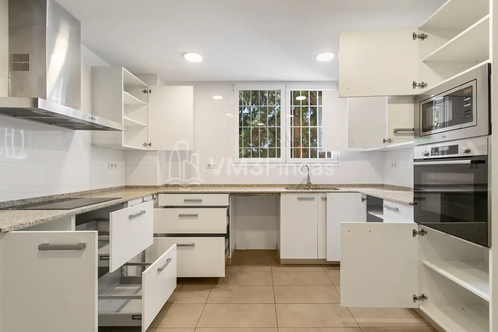 Küche von Wohnung zur Miete in Barcelona mit Klimaanlage, Heizung und Parkett