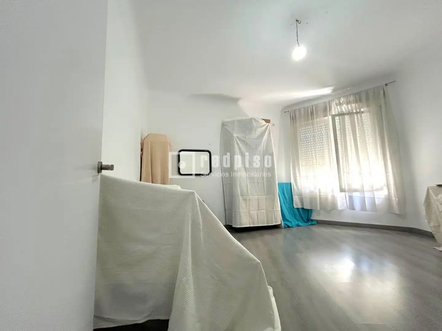 Habitación de Piso en venta en Madrid con Jardín privado