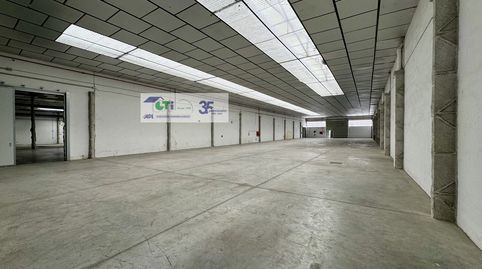 Foto 5 von Fabrikhallen zur Miete in Poligono Santa Fe, Valdespartera, Zaragoza Capital