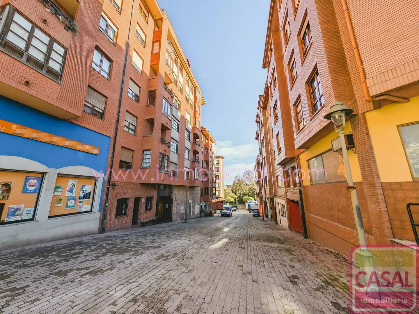 Exterior view of Flat for rent in Avilés  with Heating, Terrace and Storage room