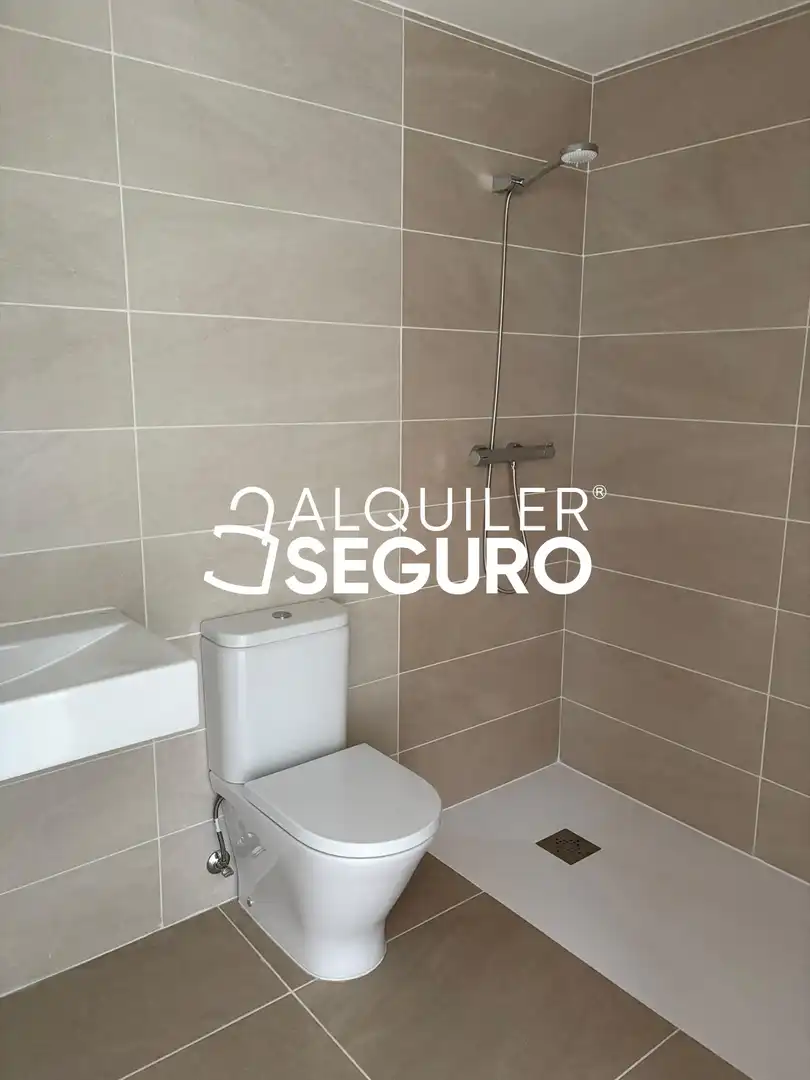 Flat for rent in Camin del Arbeyal, El Natahoyo