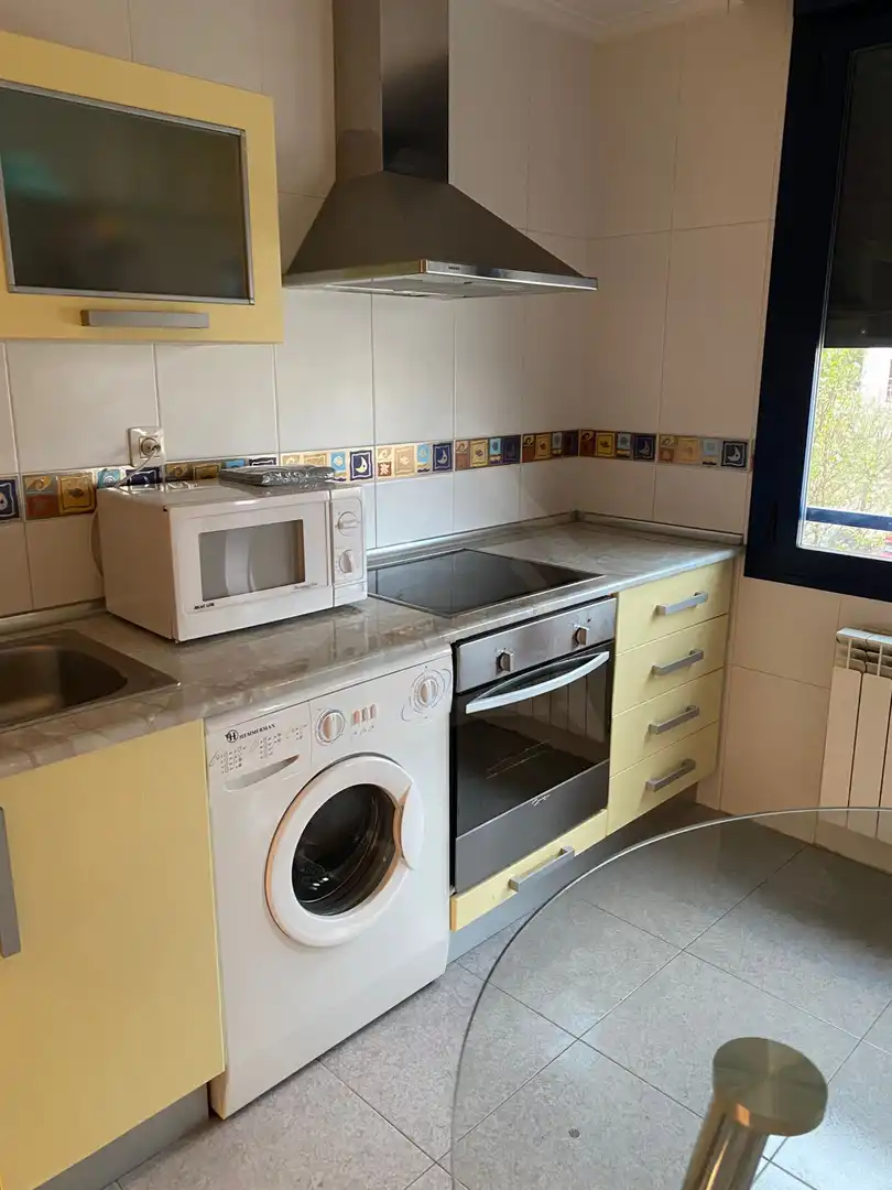 Appartamento con piscina in vendita a Logroño - torrecilla de Cameros