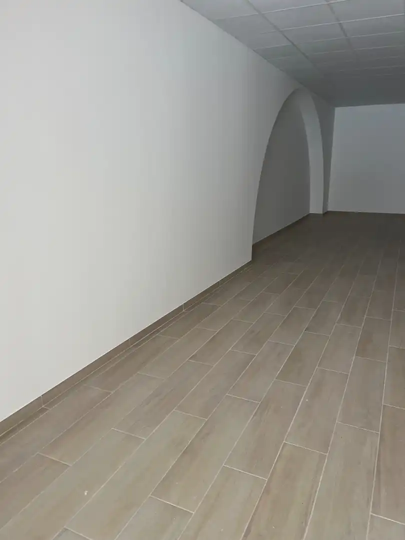 Business premises to rent in Carrer Figuerola, imagen 6