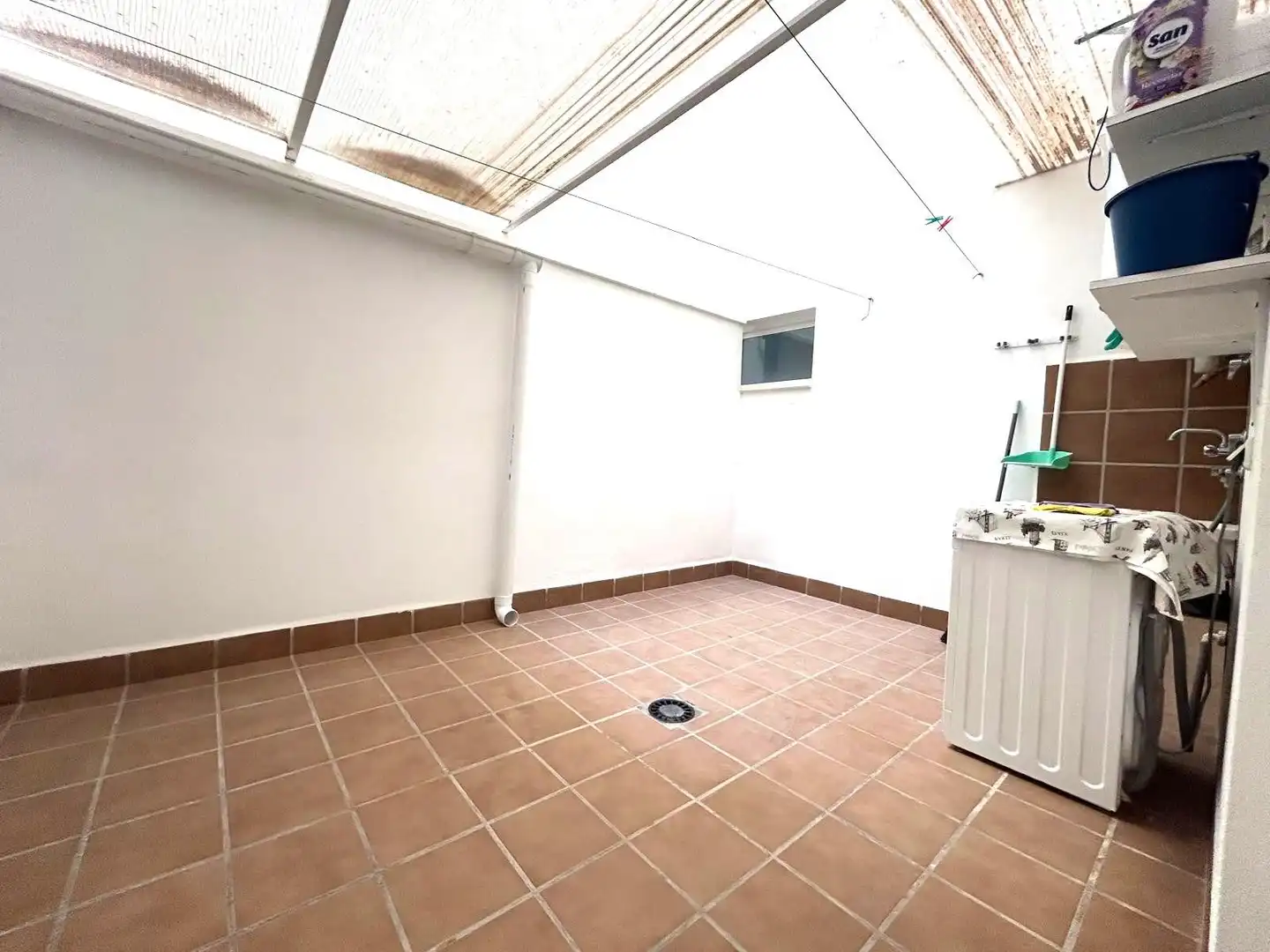 Piso en venta en Adra con Aire acondicionado y Balcón