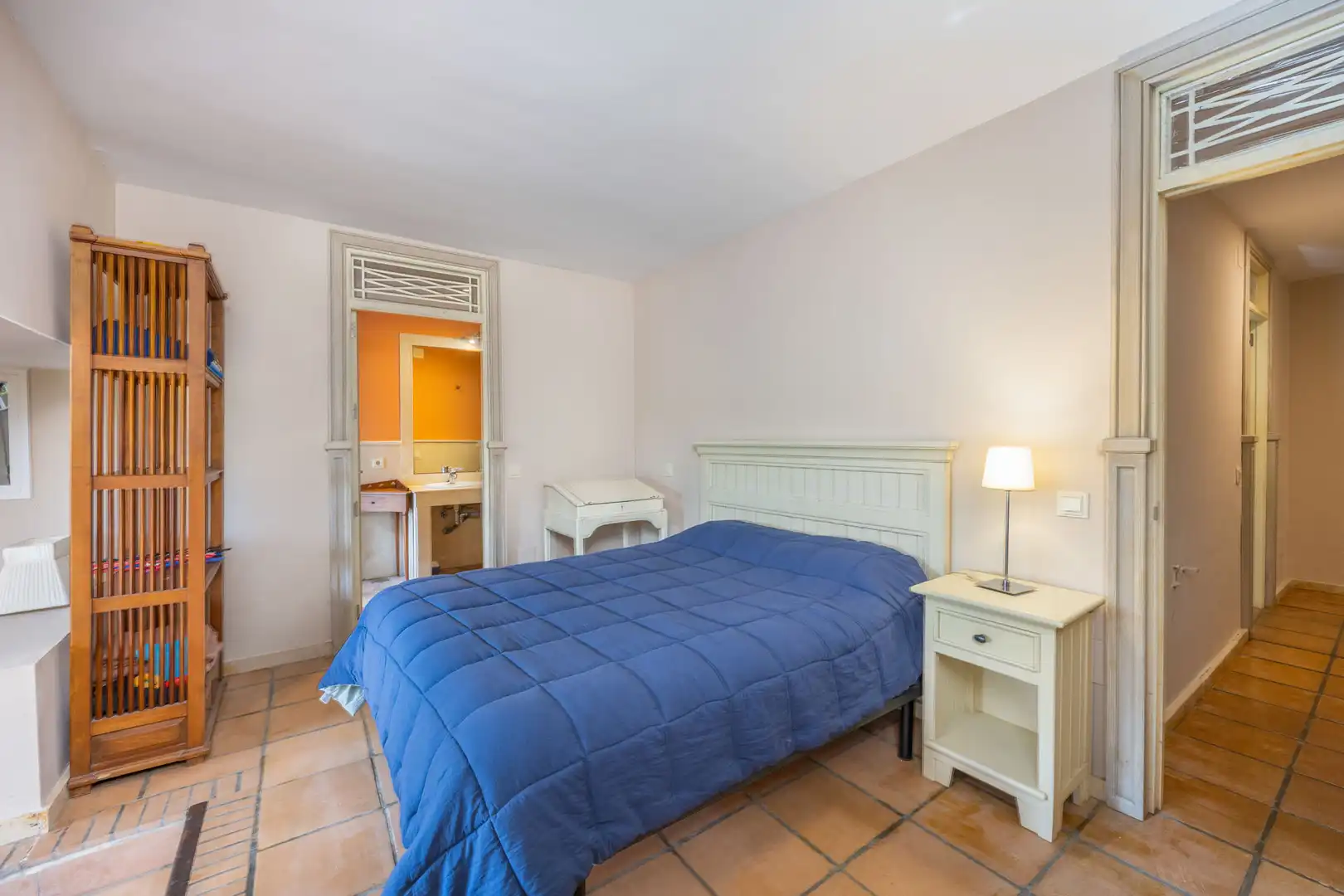 Dormitori de Casa o xalet en venda en Manilva amb Jardí privat, Terrassa i Traster