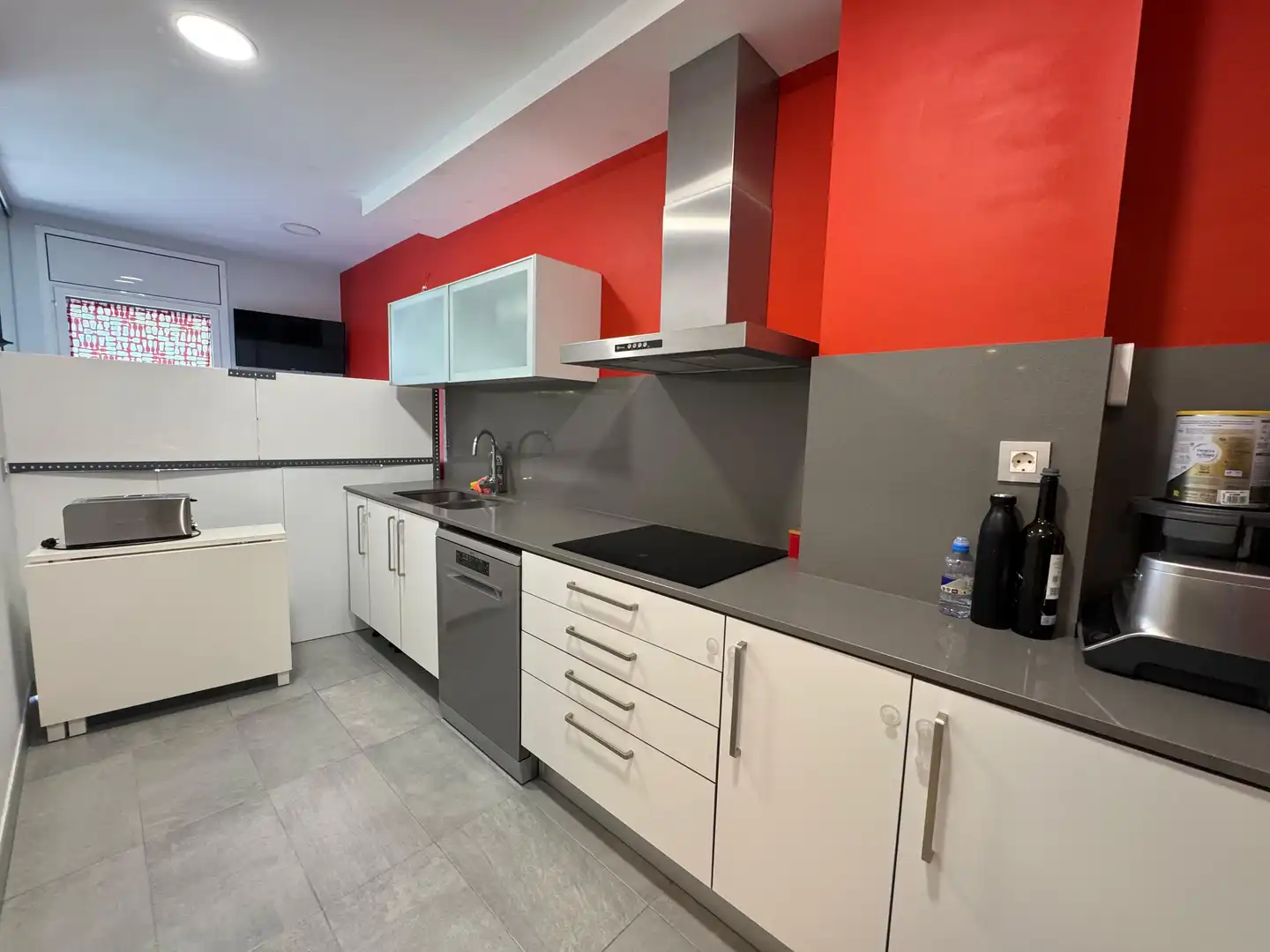 Küche von Wohnung zum Verkauf in Barcelona mit Balkon