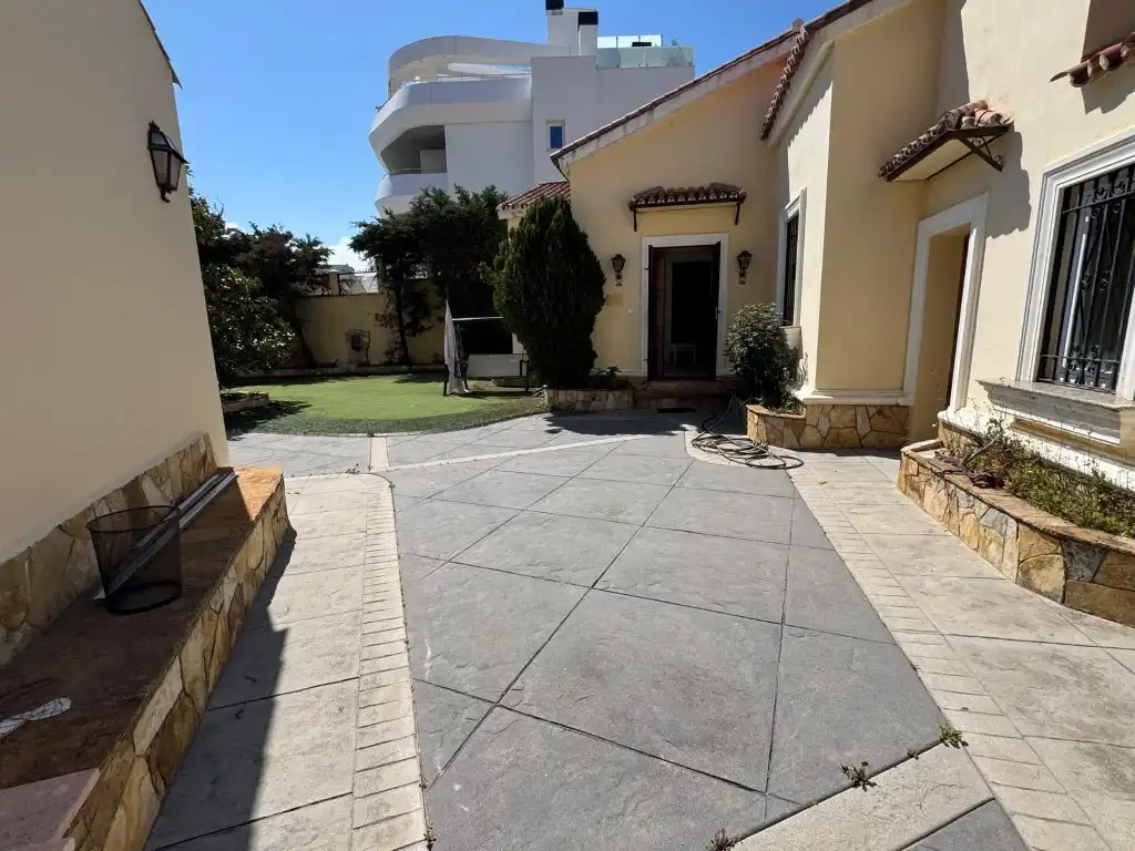 Terrace of Houses for rent in Torremolinos  with Air Conditioner, Private garden and Terrace