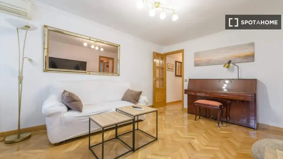 Flat for rent in Media Legua