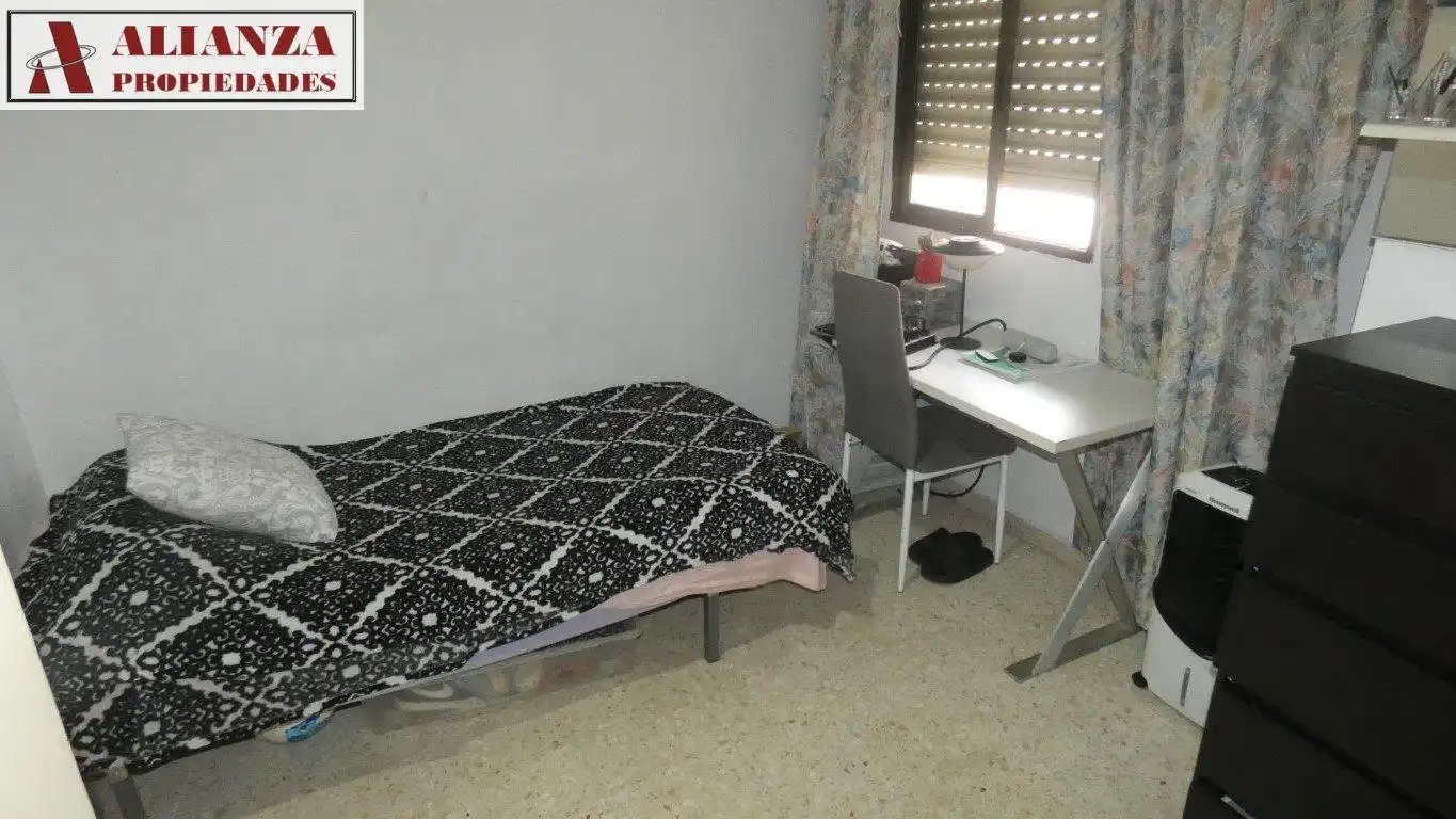 Piso en venta en Perchel Sur - Plaza de Toros Vieja