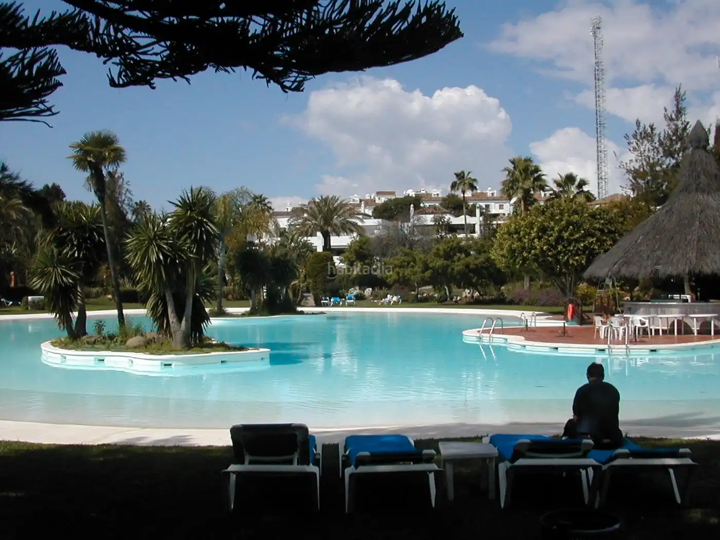 Piso con piscina en venta en Avenida de los Andaluces 24, imagen 3