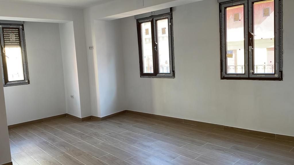 Bedroom of Flat for sale in  Sevilla Capital