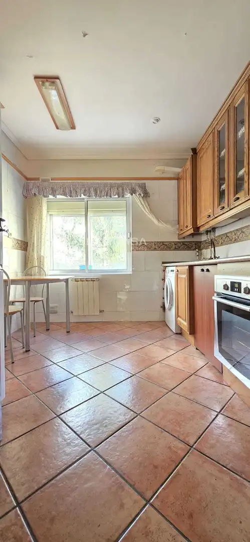 Kitchen of Flat for rent in Valladolid  with Heating