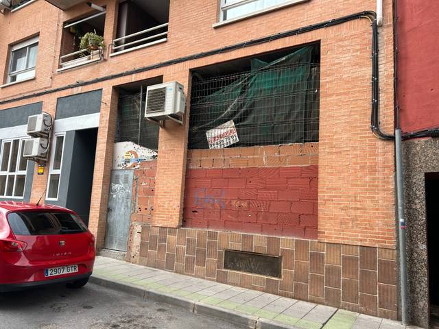 Local comercial en Venta en Calle de las Procesiones en Casco Antiguo