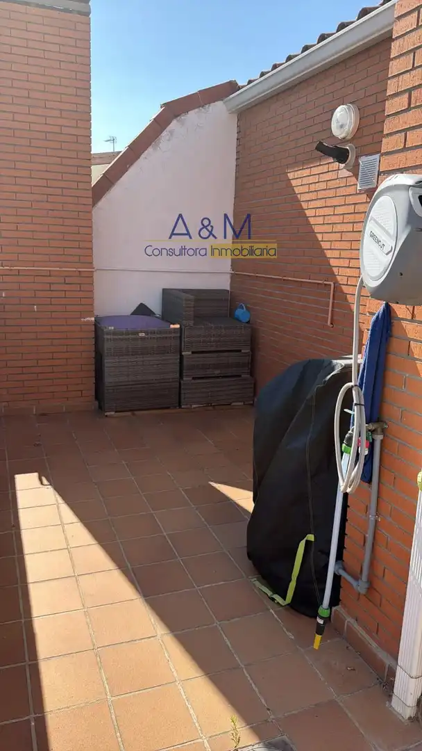 Terraza de Ático en venta en Valladolid con Calefacción, Parquet y Terraza
