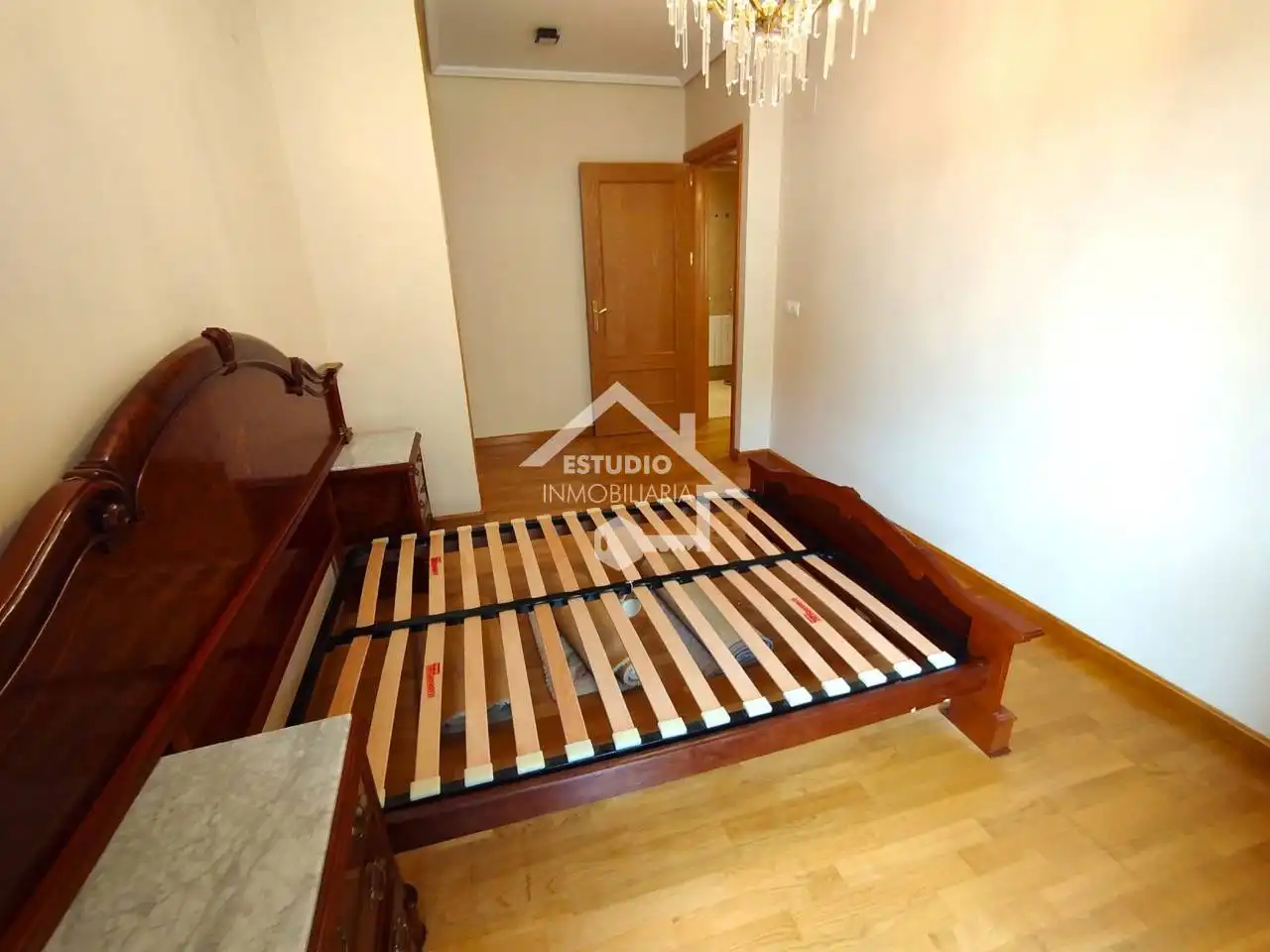 Schlafzimmer von Wohnung zum Verkauf in Oyón-Oion mit Heizung, Abstellraum und Balkon