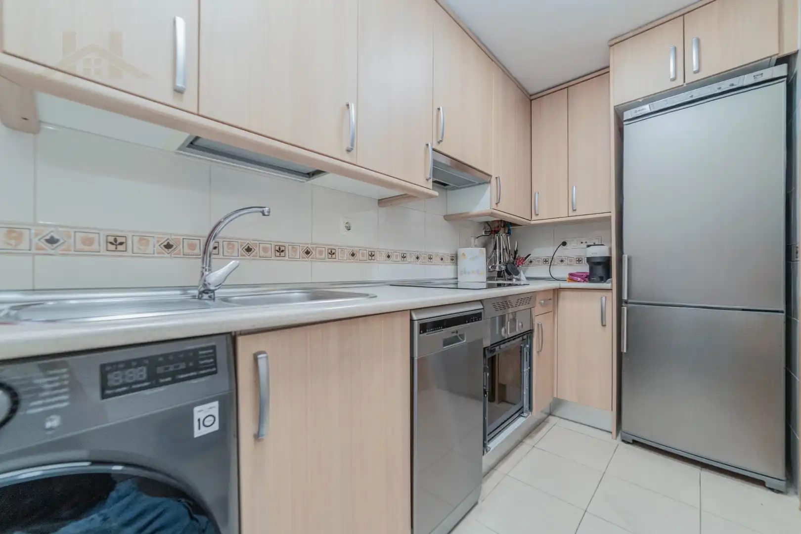Kitchen of Flat for sale in Leganés  with Air Conditioner, Heating and Balcony