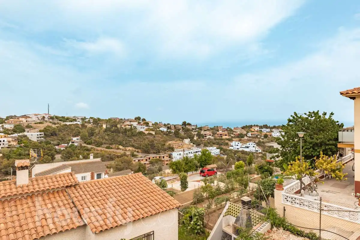Vista exterior de Casa o xalet en venda en Calafell amb Jardí privat, Terrassa i Traster