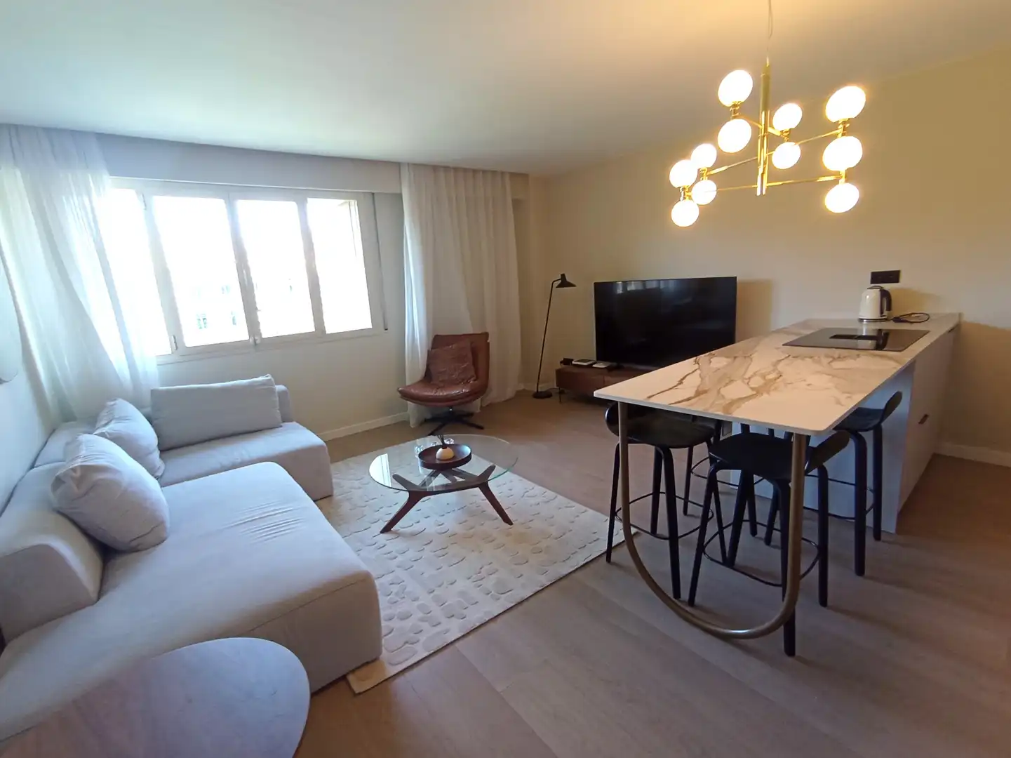 Sala de estar de Piso en venta en Barcelona con Aire acondicionado, Calefacción y Parquet