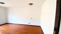 Flat for sale in Pravia  with Storage room