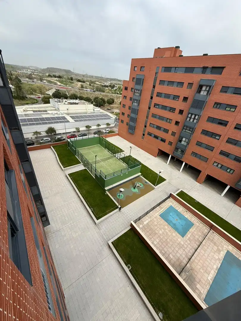 Piso de alquiler en Calle VILLAVERDE A PERALES RIO, Butarque