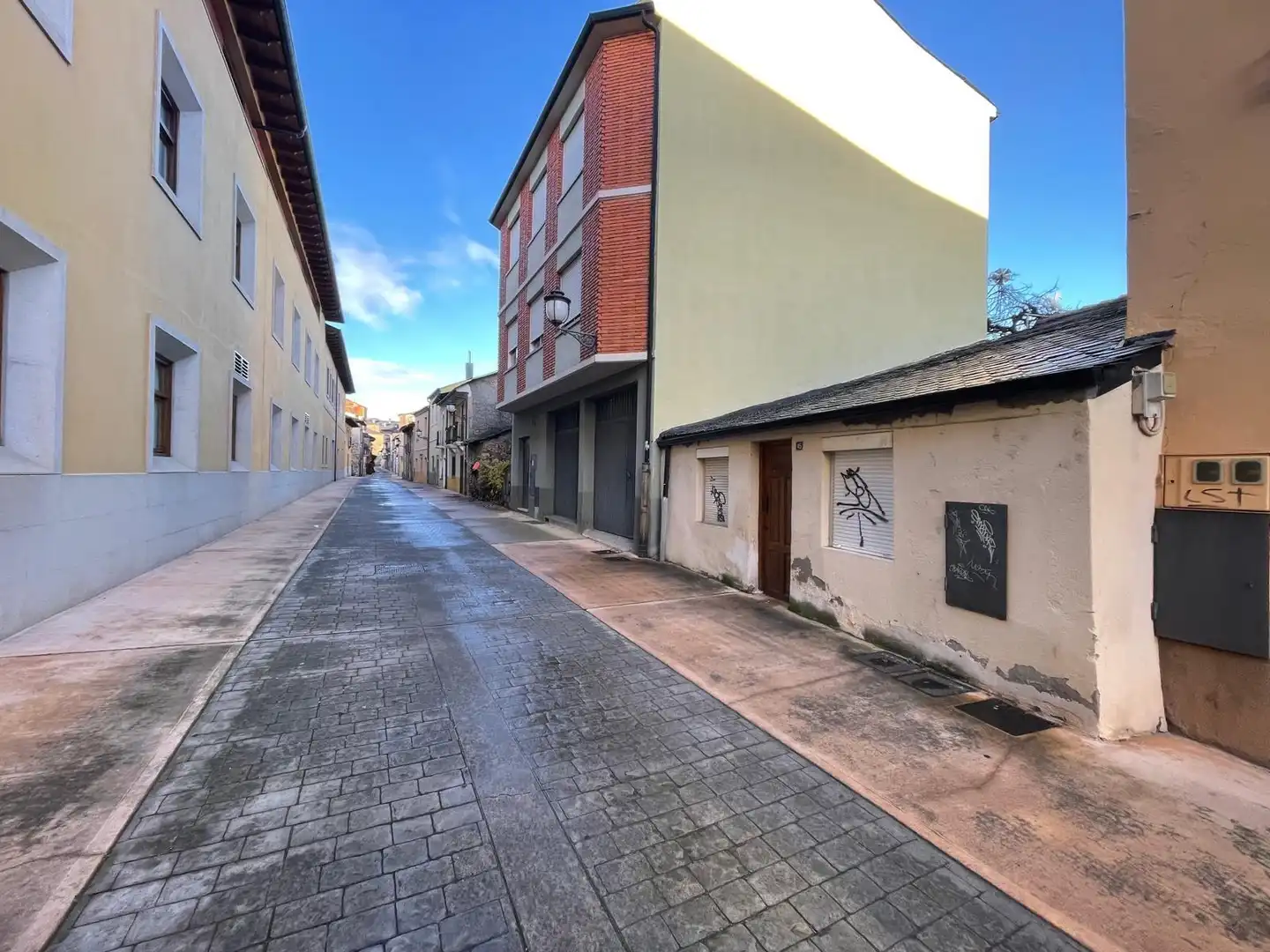 Vista exterior de Casa o chalet en venta en Ponferrada con Jardín privado