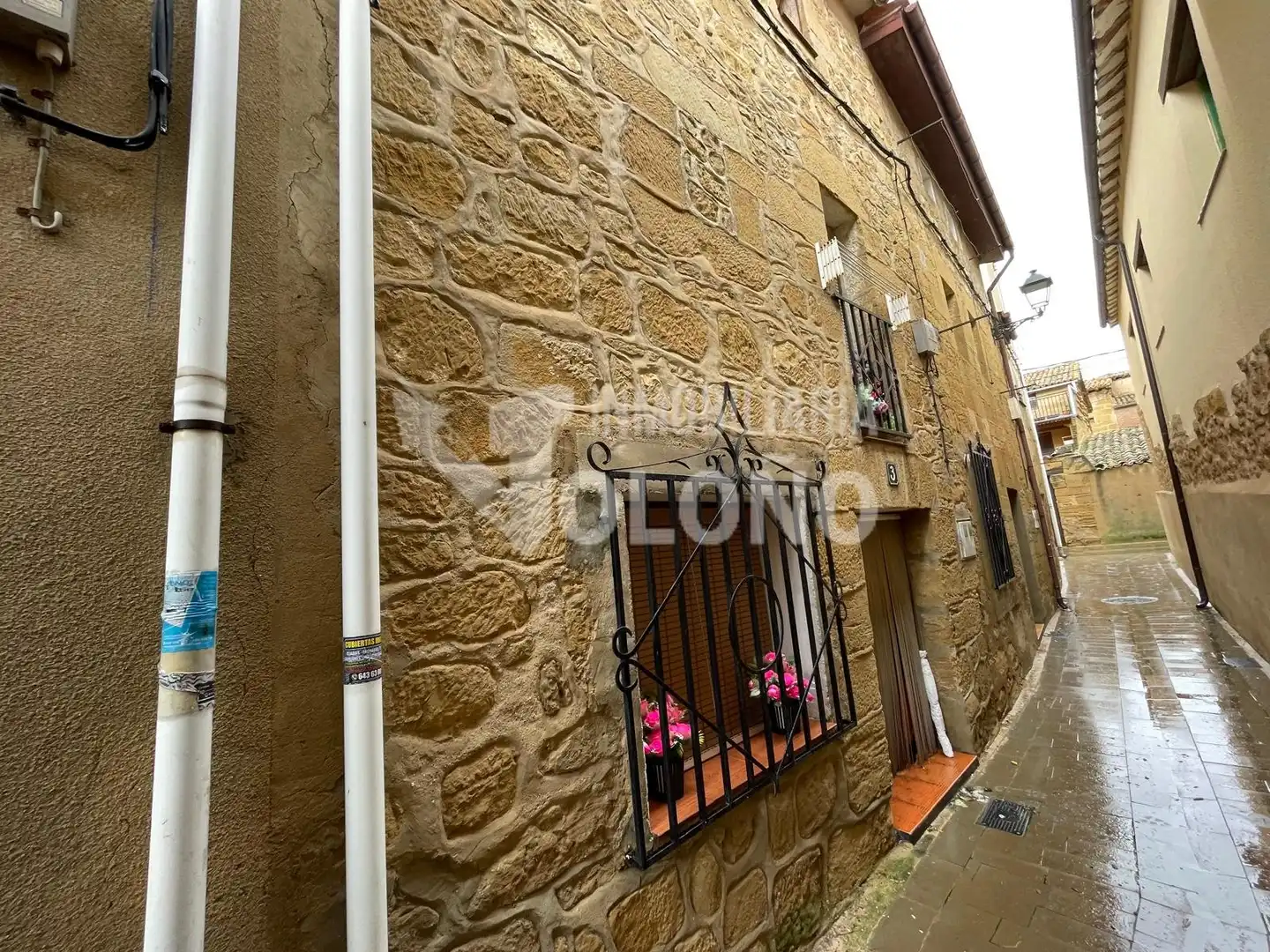 Vista exterior de Casa o xalet en venda en Cuzcurrita de Río Tirón amb Traster, Moblat i Forn