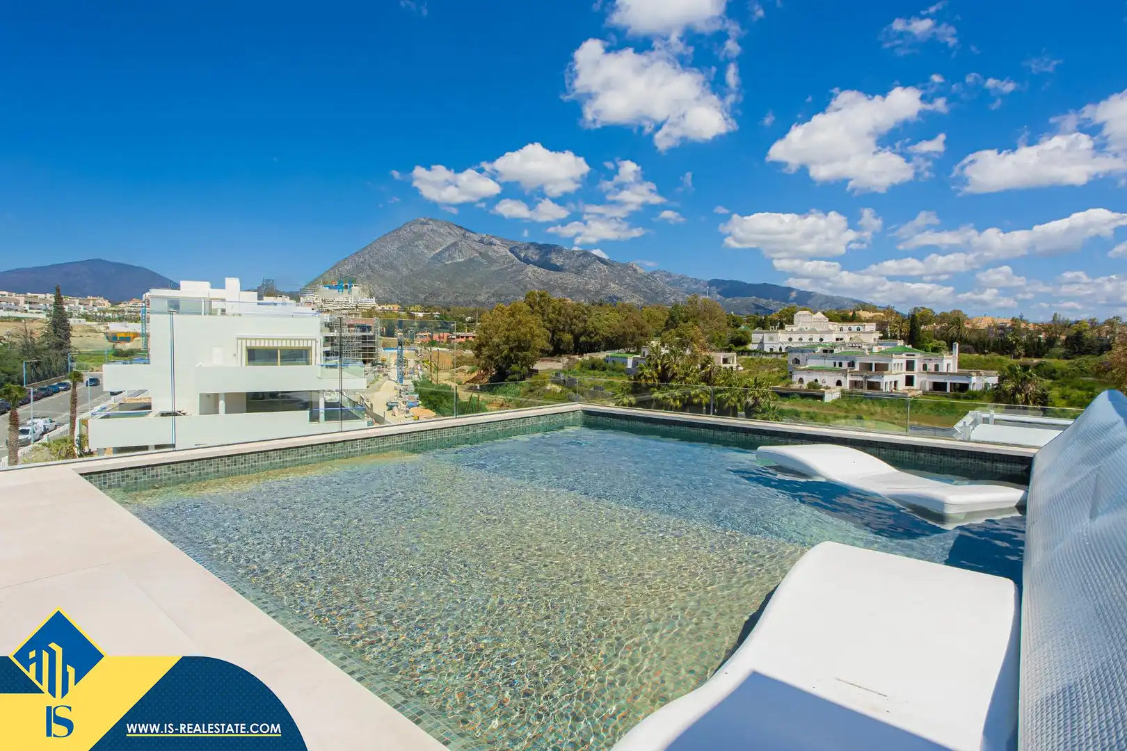 Àtic amb piscina en venda a Nueva Andalucía, imagen 24