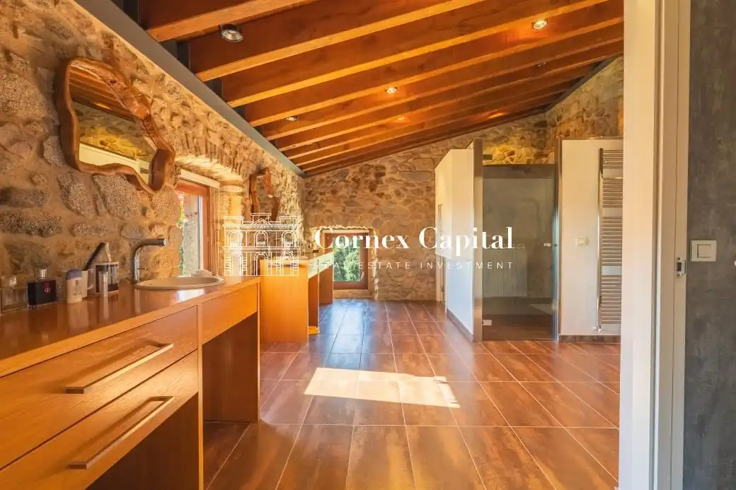Cocina de Finca rústica en venta en Maçanet de Cabrenys con Calefacción, Jardín privado y Terraza