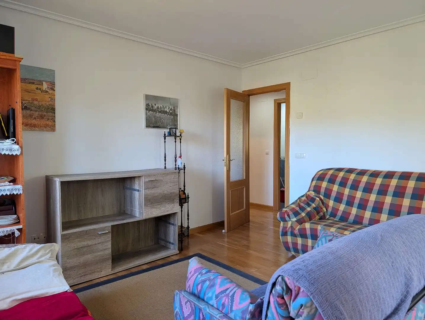 Wohnzimmer von Wohnungen zum Verkauf in Zorraquín mit Heizung, Abstellraum und Möbliert