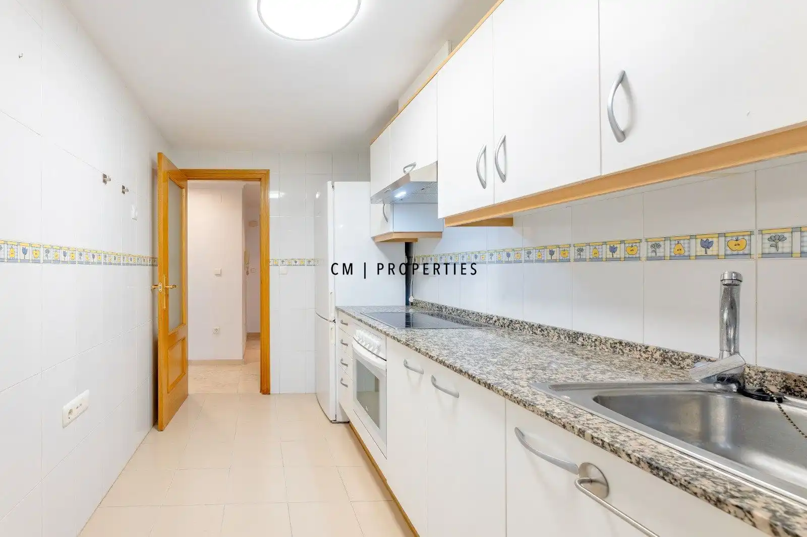 Kitchen of Flat for rent in Valencia  with Air Conditioner, Heating and Terrace