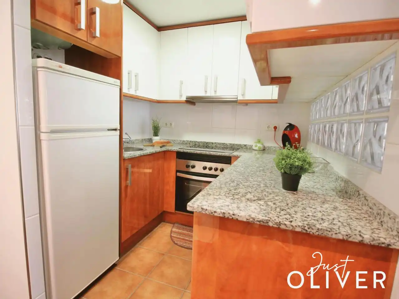 Cocina de Apartamento en venta en Salou con Terraza, Trastero y Amueblado