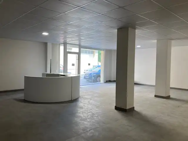 Business premises to rent in Calle de Barbastro, imagen 2