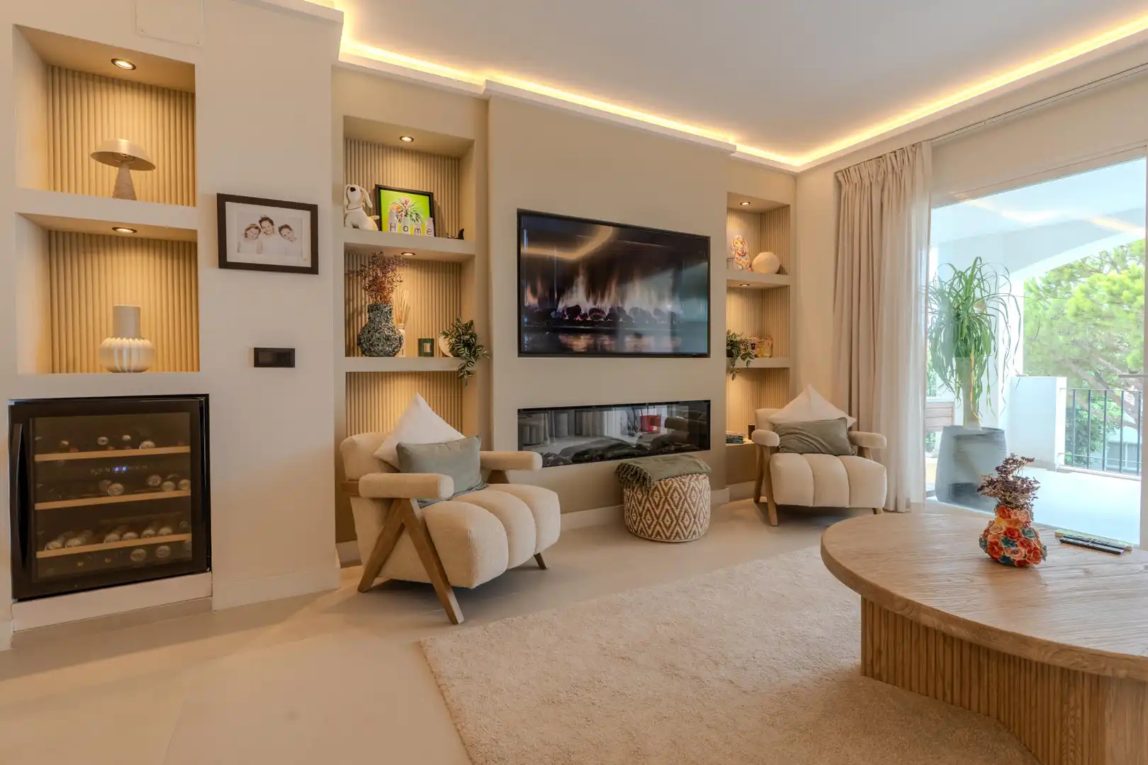 Sala de estar de Apartamento de alquiler en Benahavís con Aire acondicionado, Terraza y Piscina