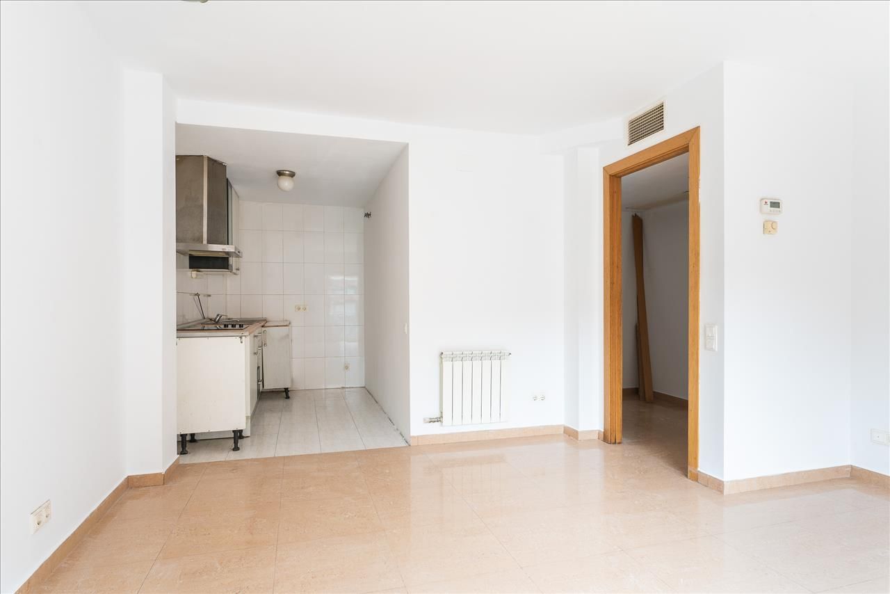 Flat for sale in  Barcelona Capital  with Terrace