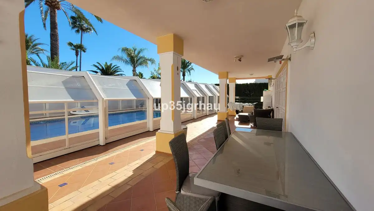 Villa mit Pool zum Verkauf in Avenida Benamara 15, imagen 30