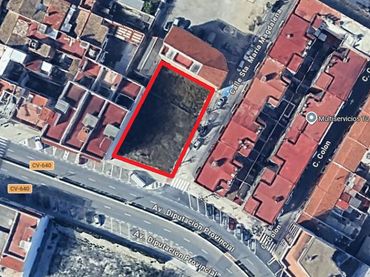 Terreny residencial en venda a Avinguda de la Diputacio Provincial 33A