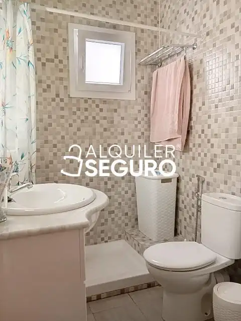 Baño de Piso de alquiler en Las Palmas de Gran Canaria con Amueblado
