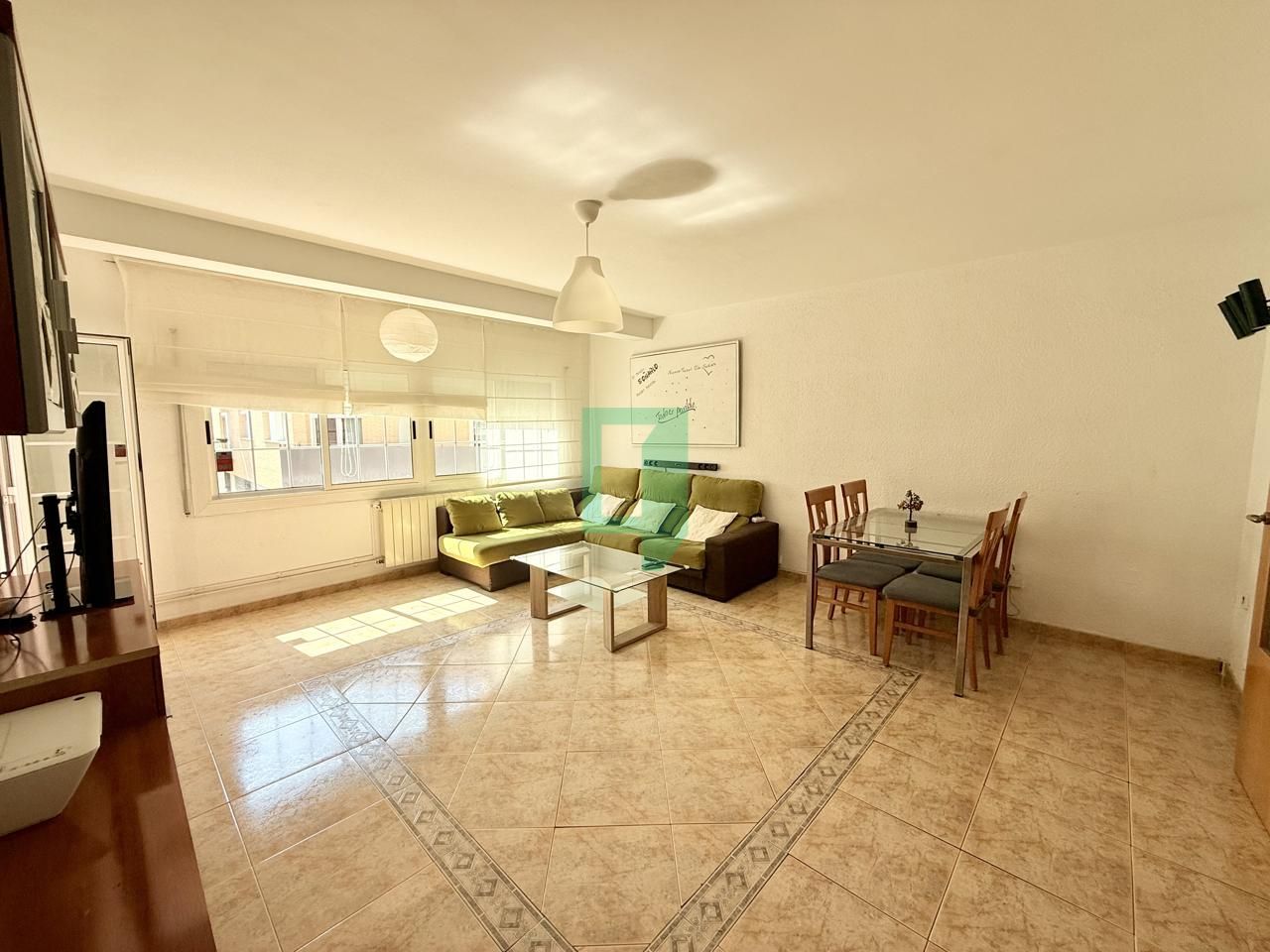Living room of Flat for sale in Badalona  with Air Conditioner, Heating and Balcony