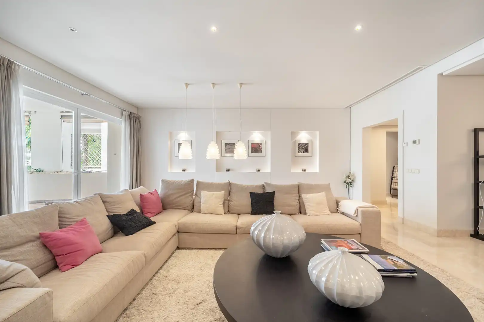 Sala d'estar de Apartament en venda en Marbella amb Aire condicionat, Calefacció i Terrassa