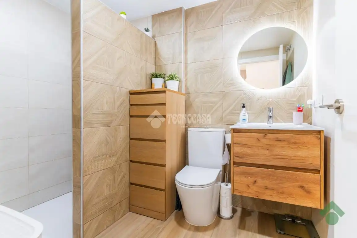 Badezimmer von Wohnung zum Verkauf in Jerez de la Frontera mit Klimaanlage und Terrasse