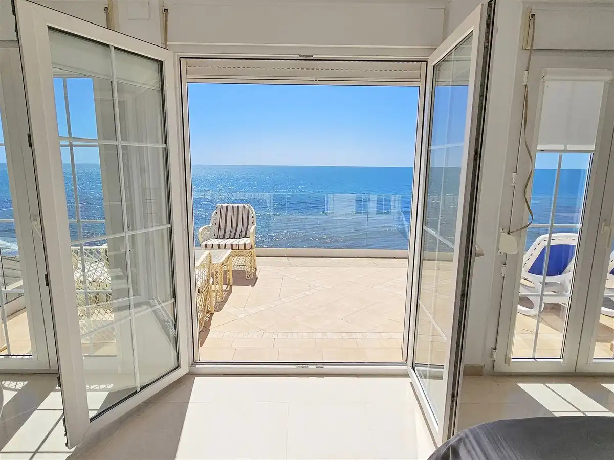 Casa o xalet en venda a Calle Playa del Chaparral, 19, El Faro de Calaburra - Chaparral
