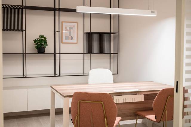 Local comercial en Alquiler en Rambla RAFAEL CASANOVA DE en Centre