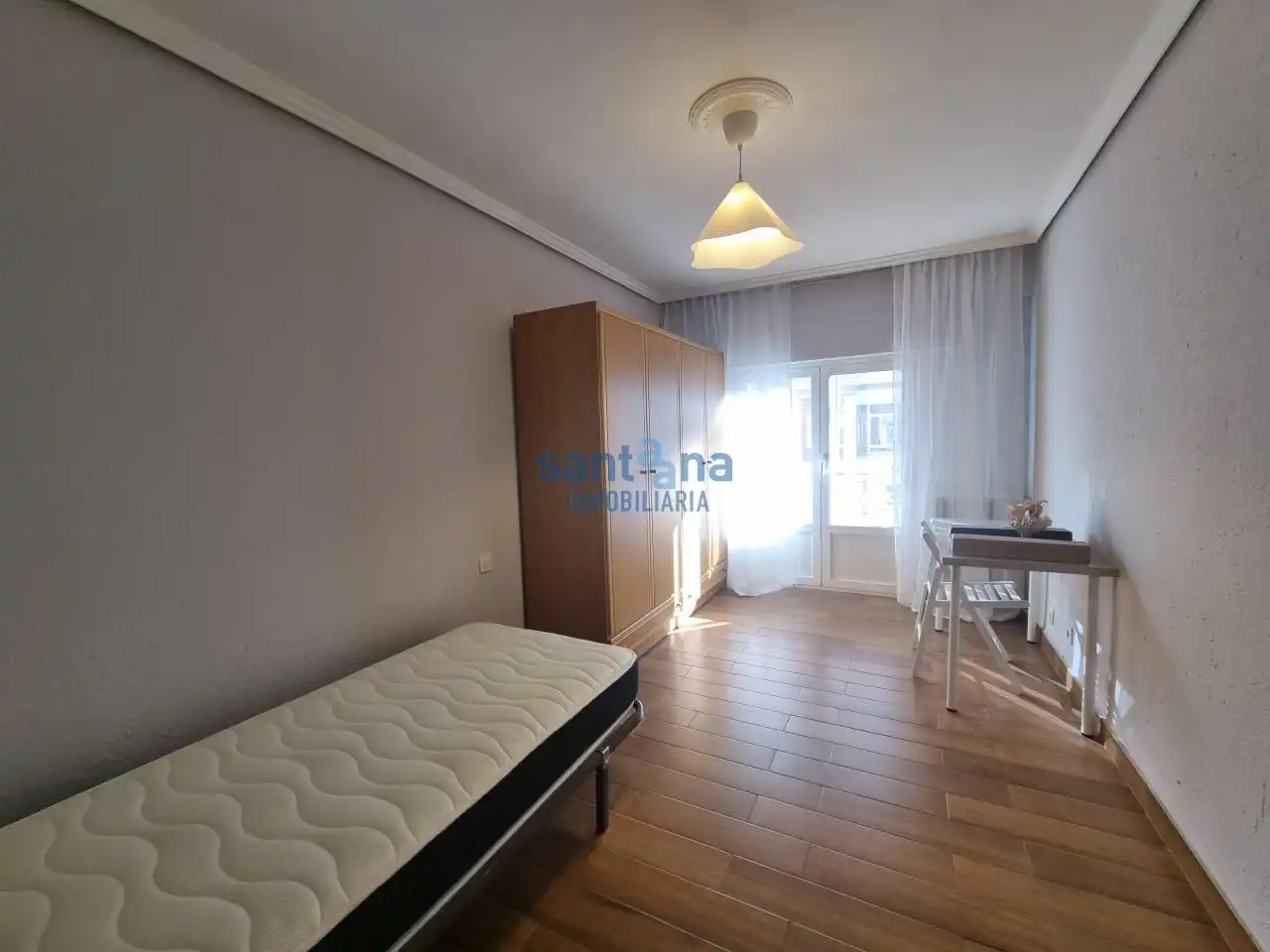 Bedroom of Flat for sale in León Capital   with Heating, Parquet flooring and Terrace