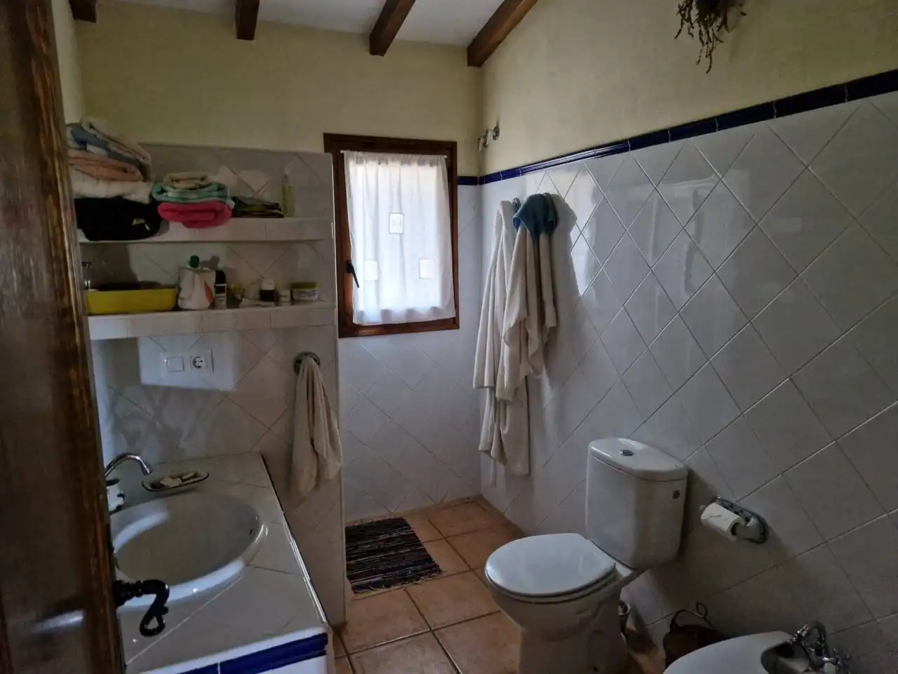 Bathroom of Houses for sale in Riópar  with Heating, Private garden and Furnished