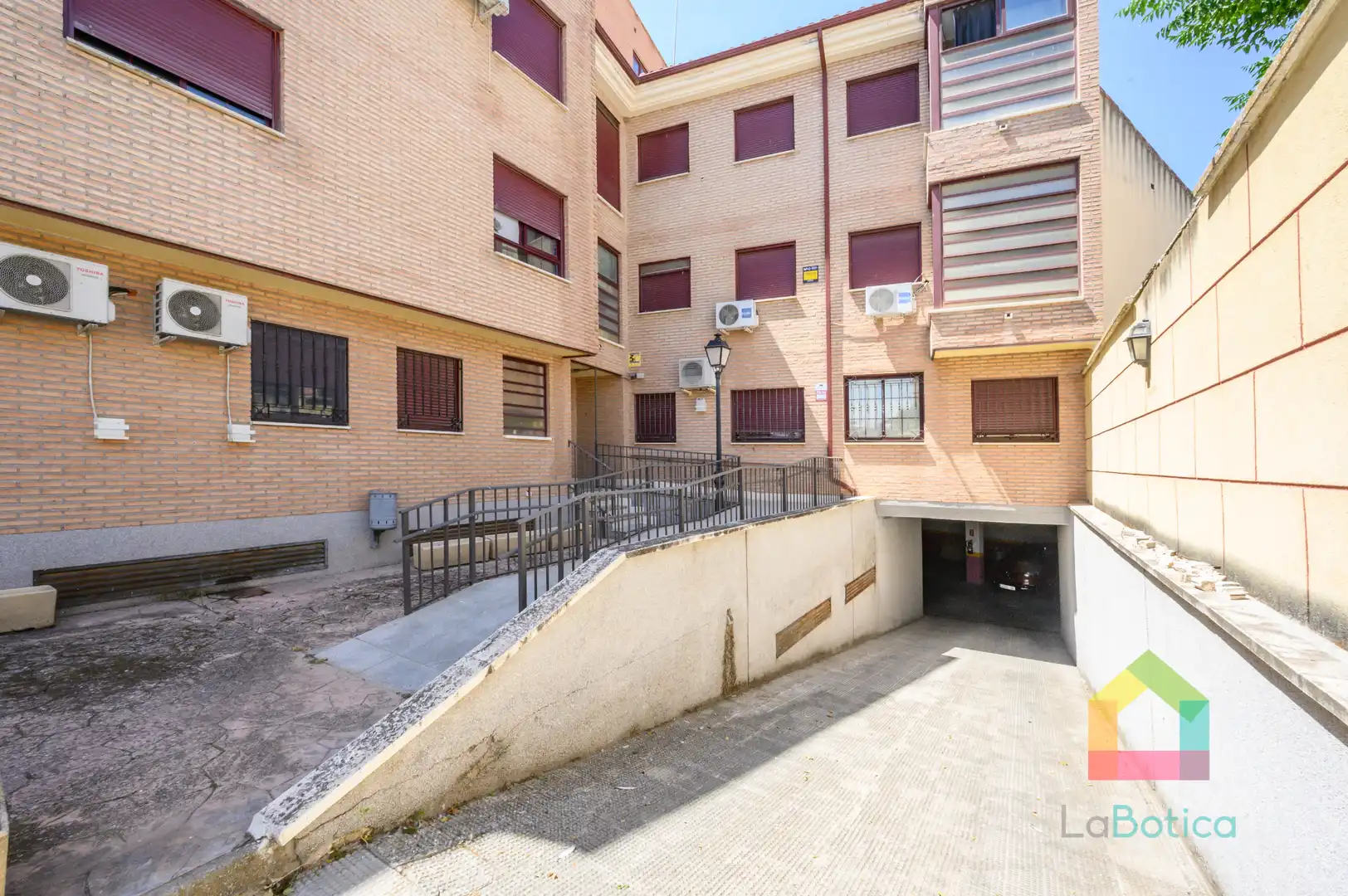 Vista exterior de Piso en venta en Cabañas de la Sagra con Aire acondicionado y Calefacción