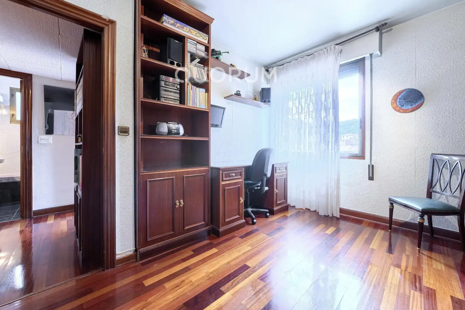 Schlafzimmer von Wohnung zum Verkauf in Basauri  mit Heizung, Möbliert und Balkon